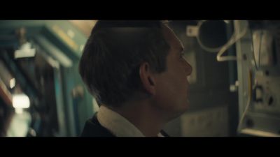[gunfire echoes] - War of the Worlds