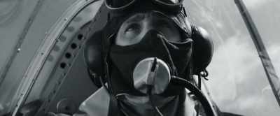 - [gunfire]
- [plane whooshing] - Spitfire Over Berlin