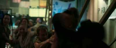 - (GUNFIRE)
- (WOMAN SCREAMING) - Patient Zero