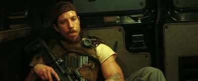 - [Gunner] Fuckin'
sitting ducks here. - Long Gone Heroes