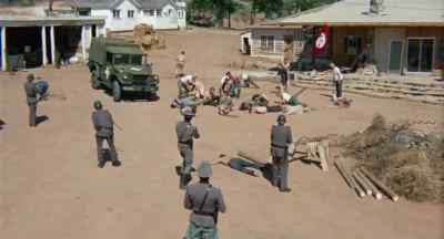 (guns firing)
(men groaning) - Angels' Wild Women