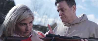 (gunshot blasting)
(bullet tinging) - Trauma Therapy: Psychosis