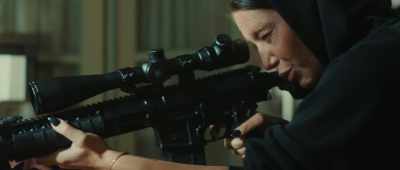 - [gunshot]
- [grunts] - Wingwomen