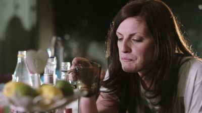 (GUNSHOT) - Vera