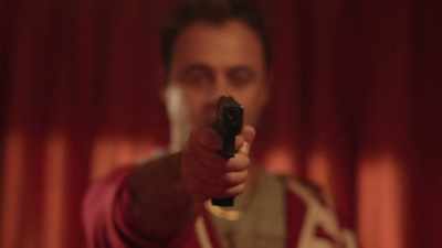 (gunshots firing) - Informer 3838