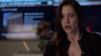 [gunshots] - Supergirl