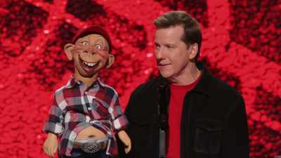 [gurgling]
♪ Boom, chicka, wow, wow ♪ - Jeff Dunham:  I'm With Cupid