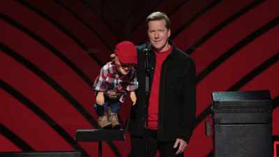[gurgling] - Jeff Dunham:  I'm With Cupid