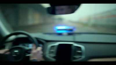 - Gustav drives a white car.
- A white car... That's great. - Young Wallander