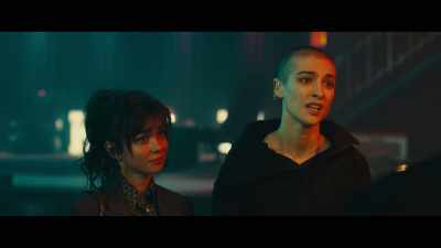 Gut her, Pieter. End
it once and for all. - Pitch Perfect: Bumper in Berlin