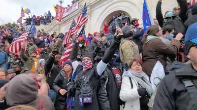Gutenschwager:
There was still
a very large crowd - Four Hours at the Capitol
