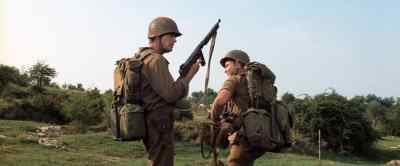 Gutkowski, get down there
on that bend and keep an eye out. - Kelly's Heroes