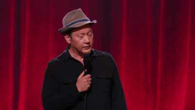 Guverner Vitmer
velike države Mičigen, - Rob Schneider: Woke Up in America