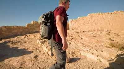 Guy believes clues lie - Dead Sea Scrolls: The Doomsday Prophecy