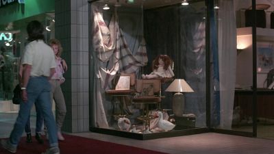 Hey babe - Chopping Mall