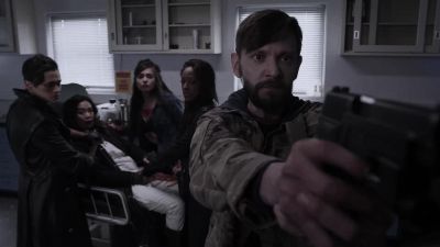 Guys, hurry. - Z Nation