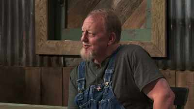 Guys, I wanna welcome y'all
 to master distiller. - Moonshiners: Master Distiller