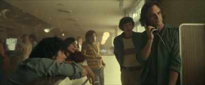 Guys, it's burning. - Daisy Jones & the Six