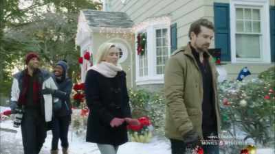 Guys, we just got
to find a pine tree. - Romance at Reindeer Lodge
