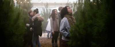- Guys, this one.
- Yeah. - Black Christmas