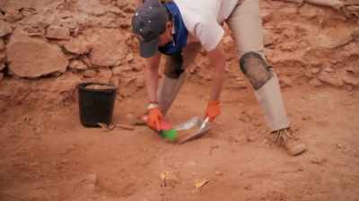 Guy's team take soil samples
from the palace for analysis. - Dead Sea Scrolls: The Doomsday Prophecy
