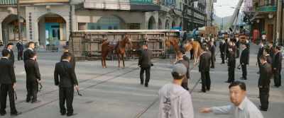 Guys, that's the wizard!
I know this guy, - Ride On