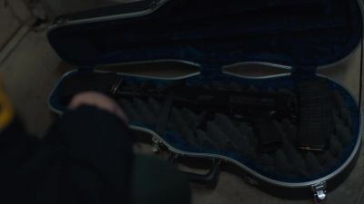 Guys, they're dressed
as musicians, - FBI
