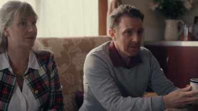 Gwen, could you grab us
some more tissues, please? - Good Grief