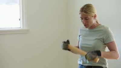 - [Gwen] Okay.
- And kinda get these pieces ready, - Help! I Wrecked My House