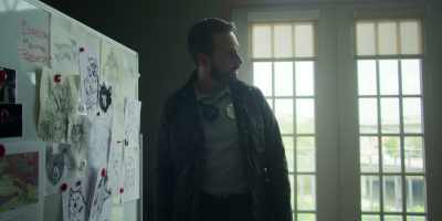 \h- Why did you cross
the line, Mr. Briggs? - Wolf Pack