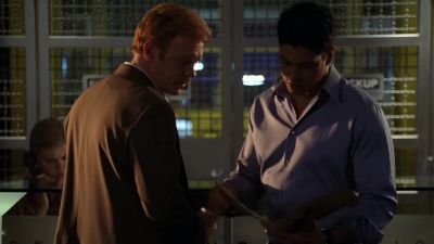 H? / Yeah. - CSI: Miami