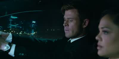 H, you gotta see this. - Men in Black: International