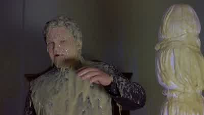 Ha, ha, ha! - Scary Movie 2
