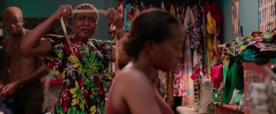 Ha, Ladi, your boyfriend has come. - Christmas in Lagos