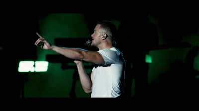 Há tanta gente - Imagine Dragons: Live in Vegas