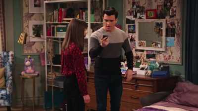 Ha! Who has a secret phone
except someone with something to hide? - No Good Nick