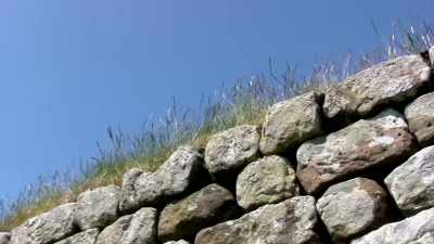 Hadrian decided to build what we now know - Ancient Engineering