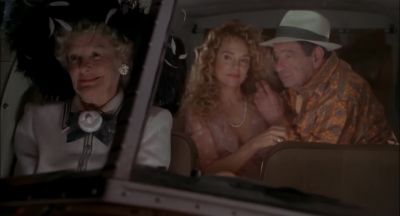 Hah Couple of gold diggers comin' up empty - Out to Sea