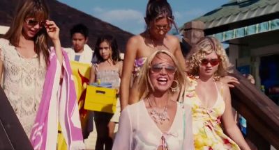 Hail did you order a sand witch - Aquamarine