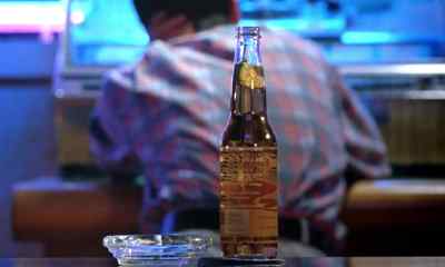 Half an hour later,
I broke another $10 bill. - Chungking Express