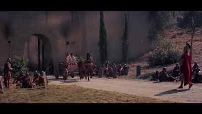 Halt! - Spartacus