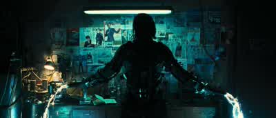 HAMMER: Okay, give me a left twist. - Iron Man 2