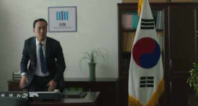 Han Young-ju, moron! Stop right there! - Toxic