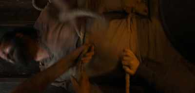 \hAnd last night, a second man
lost and another man injured. - The Last Voyage of the Demeter