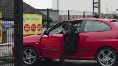 HANDBRAKE CRUNCHES - Hope Street