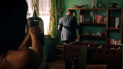 Hands on your head. - Hawaii Five-0