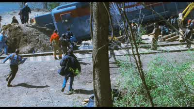 Hang in there. - The Fugitive