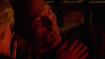 Hang in there.
We're gonna get you outta here. - Stargate SG-1