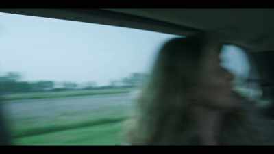 -Hang on!
-[grunting] - Black Summer