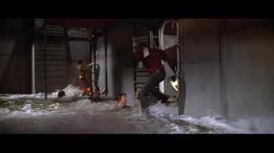 Hang on, hang on. - Beyond the Poseidon Adventure